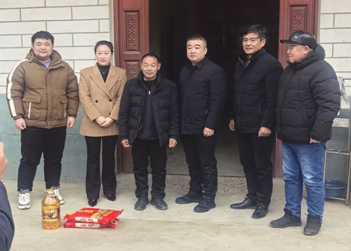 情暖节前送关怀 心系基层显担当 农水集团开展节前慰问活动