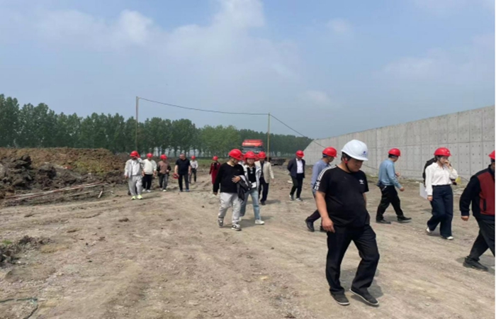 裕农公司赴淮南牛肉汤高品质肉牛供应基地项目召开工程推进调度会